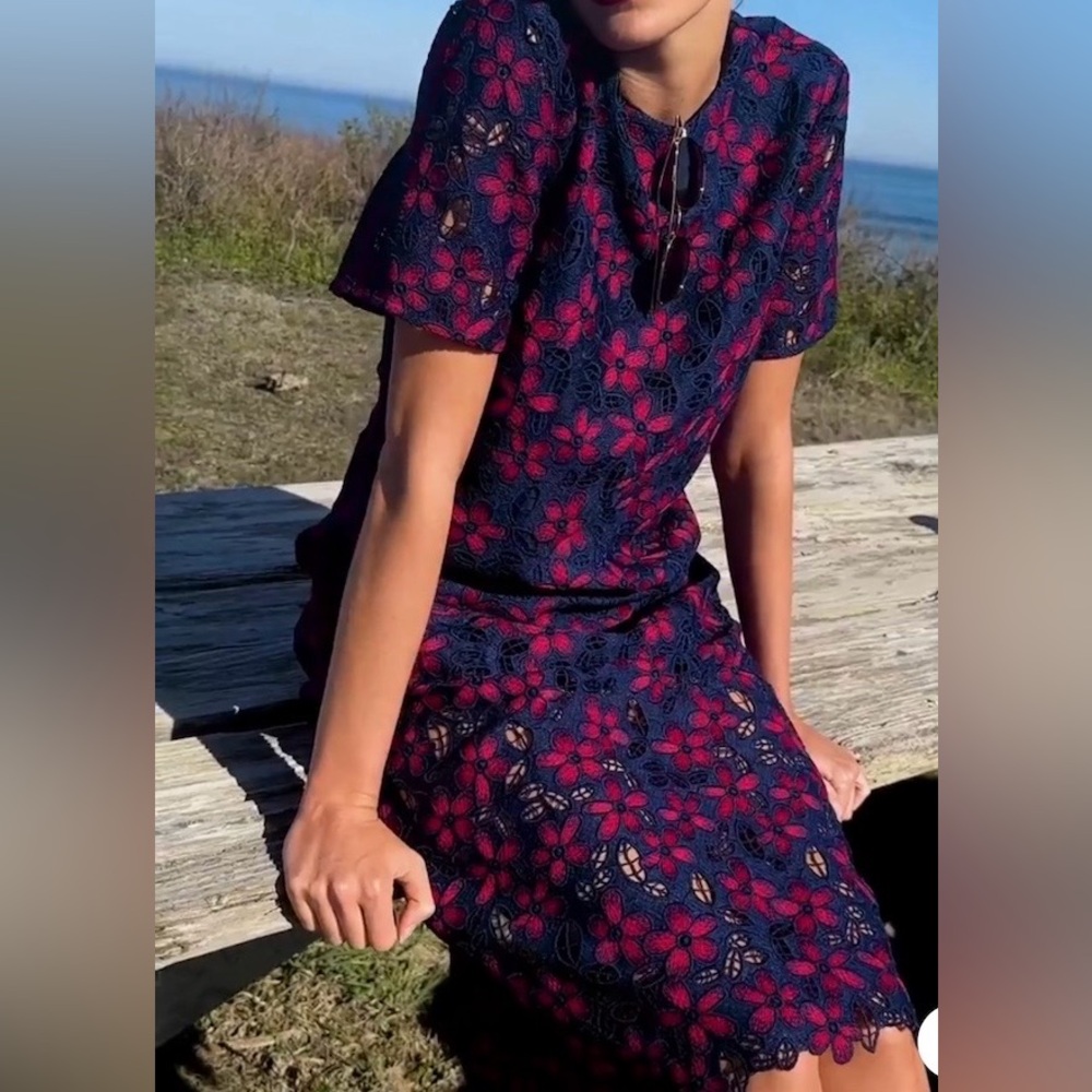 Tuckernuck Midnight Floral Lace Seraphina Dress Navy & Red NWT - Picture 5 of 8